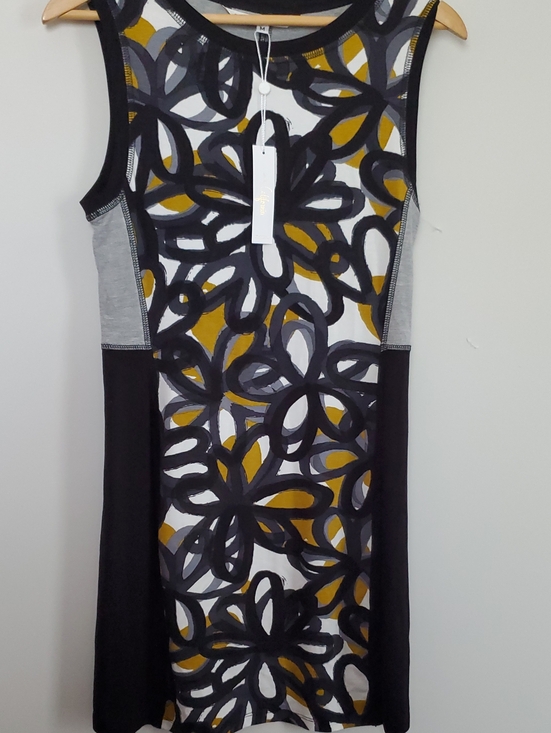 Trina Turk Dresses & Skirts - Trina Turk Sleeveless Loop-Print Mini Dress in Black, Gray & Mustard